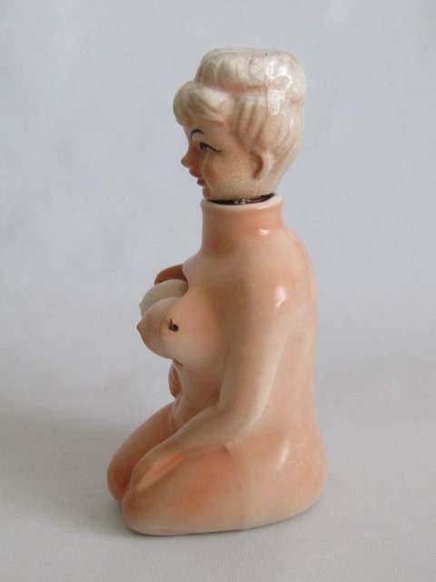 Vintage rare humorous ceramic Character Decanter "Let them Swing", excellent condition, 17cm high
