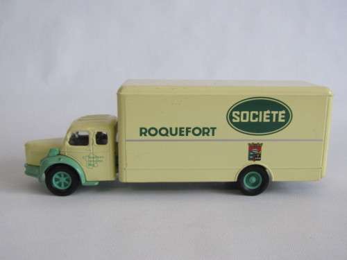 Corgi Heritage collection model Truck "Roquefort" Berliet 60, boxed *Another Crazy R1 start auction*