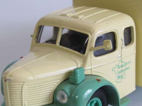 Corgi Heritage collection model Truck "Roquefort" Berliet 60, boxed *Another Crazy R1 start auction*