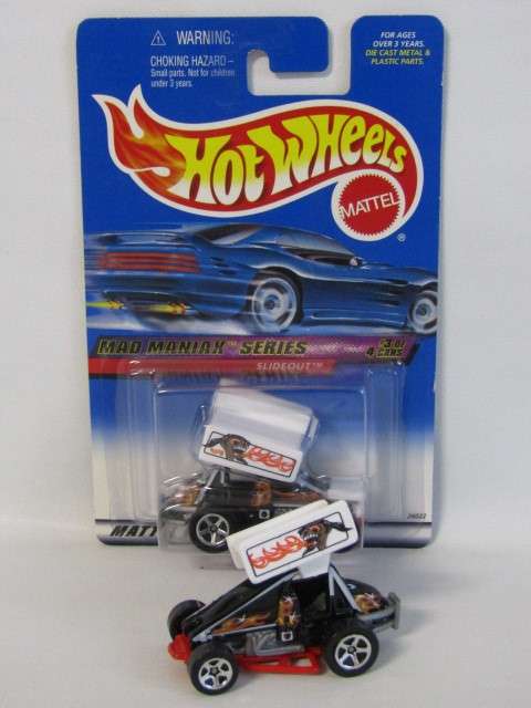 Lot of 2 collectable 1999 Hot Wheels die cast models "Mad Maniax" collector #19, 1 boxed and 1 loose