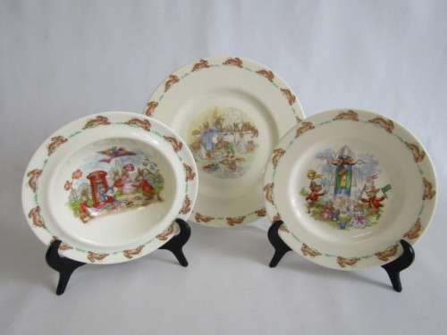Lot of 3 Royal Doulton Bunnykins items, Dinner Plate 20cm, Side Plate 17cm and Bowl 16cm, excellent