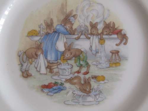 Lot of 3 Royal Doulton Bunnykins items, Dinner Plate 20cm, Side Plate 17cm and Bowl 16cm, excellent
