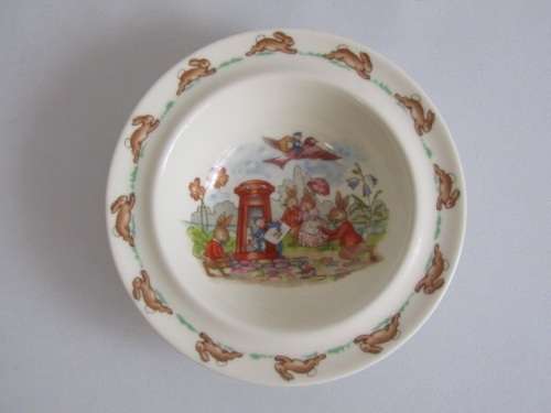 Lot of 3 Royal Doulton Bunnykins items, Dinner Plate 20cm, Side Plate 17cm and Bowl 16cm, excellent
