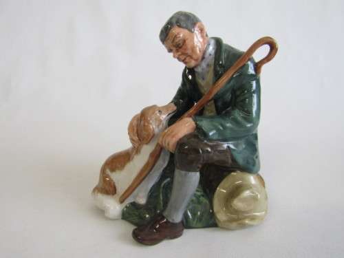 Original vintage 1966 Royal Doulton "The Master" figurine. HN2325, perfect condition, 15cm x 15cm
