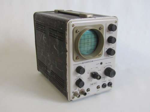 Vintage original Hameg HM107 Oscilloscope in working condition, 24cm x 21cm