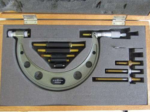Vintage original Mitutoyo No.104-161 Micrometer in original wooden Case, Japan, Like new condition