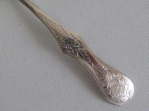 Vintage set of 6 solid Silver Teaspoons in box, excellent condition, 11.5cm long and 66.5 grams