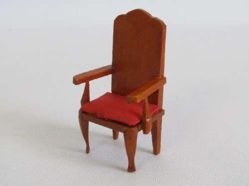 Job Lot of 6 Wooden Doll House Furniture and Decorations, opening Doors and Drawers (others avail)