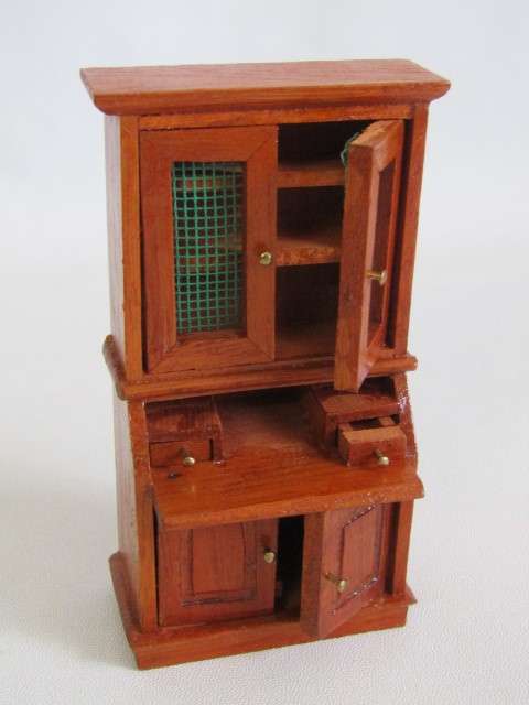 Job Lot of 6 Wooden Doll House Furniture and Decorations, opening Doors and Drawers (others avail)