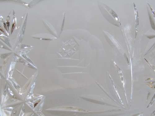 Large vintage solid lead Crystal footed Bowl, Rose cut, excellent condition, 21.5cm x 21.5cm x 12cm