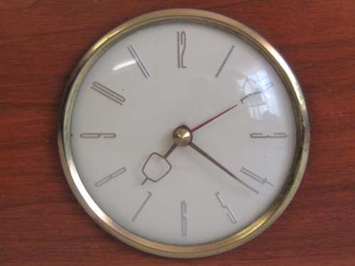 Vintage retro Electrical Westclox Mantle Clock in excellent and working condition, 23cm