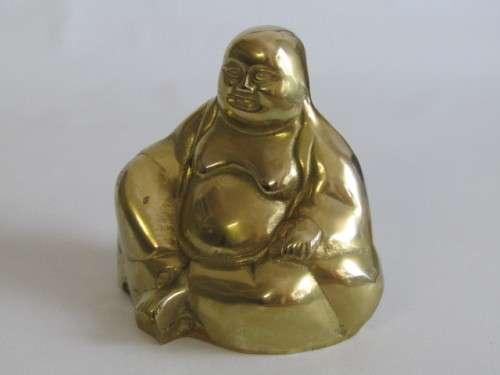 Vintage solid Brass Buddha Statue in excellent condition, 14cm high x 12.5cm