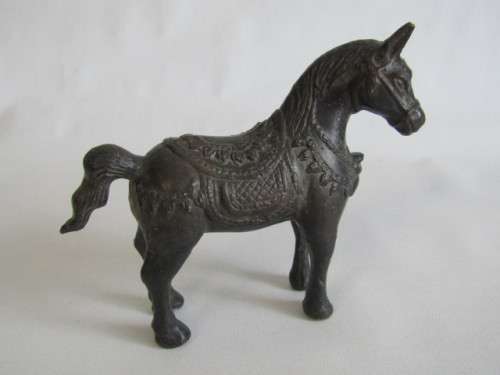Very old Bronzed resin Horse with Marble Base, excellent condition, 20cm high