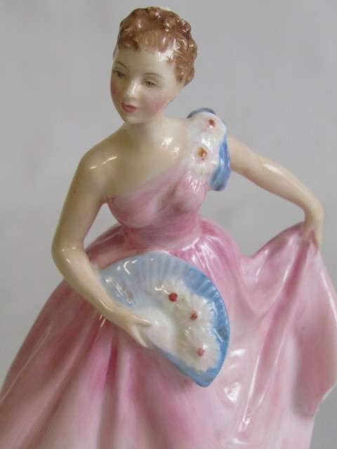Original vintage 1955 Royal Doulton Figurine "Invitation" HN2170, 14cm, prestine condition