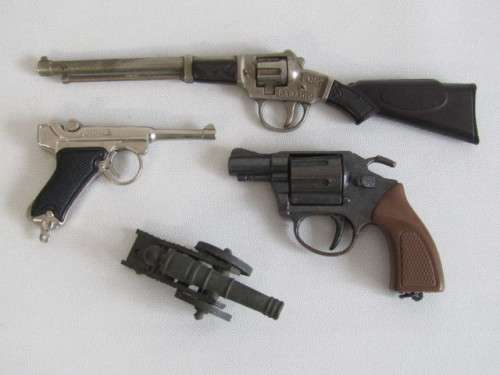 Vintage lot of 3 Clap Guns and 1 Clap Cannon, including Redondo and Victory (4 items)