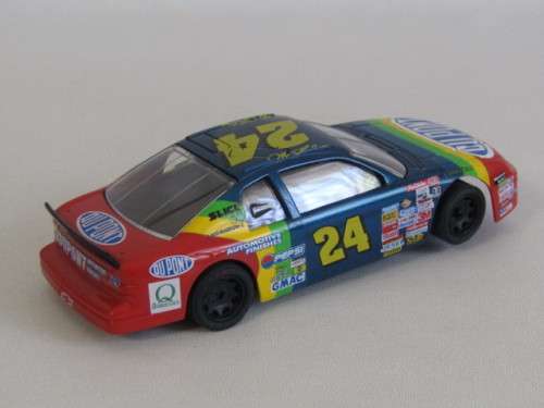 Vintage 1998 release scale Model Slot Car, SCX Chevrolet Nascar "Du Pont", original Case, excellent