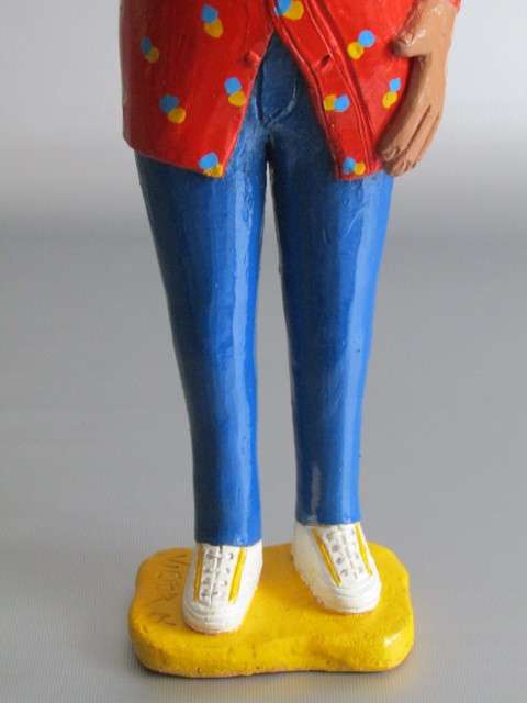 Large and heavy hand made Clay standing Sculpture of Nelson Mandela, signed Victor '01, 47cm tall