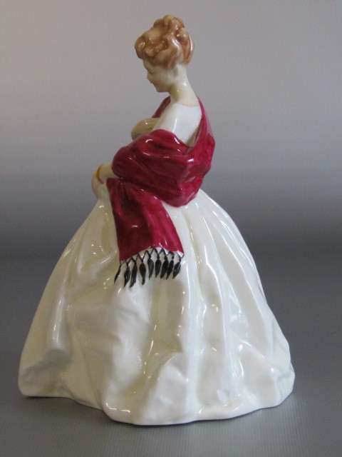 Vintage original Royal Worcester porcelain Figurine "First Dance", prestine condition, 18cm tall