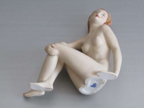 Vintage original Alka Art Deco, Germany "Nude" Figurine in excellent condition, 17cm tall