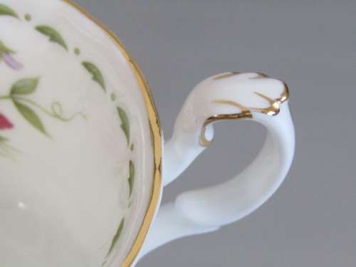 Vintage 1970 original Royal Albert Flower of the Month Tea Duo "April - Sweet Pea", perfect cond.
