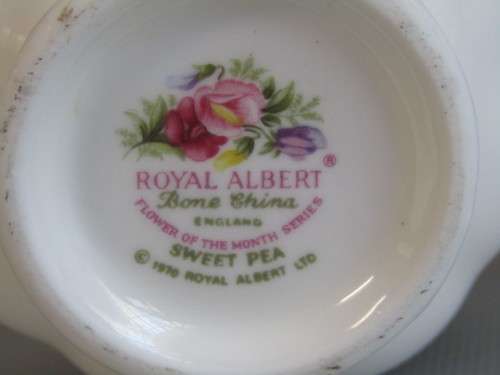 Vintage 1970 original Royal Albert Flower of the Month Tea Duo "April - Sweet Pea", perfect cond.
