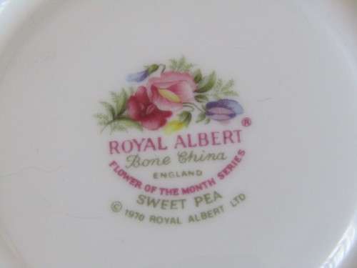 Vintage 1970 original Royal Albert Flower of the Month Tea Duo "April - Sweet Pea", perfect cond.