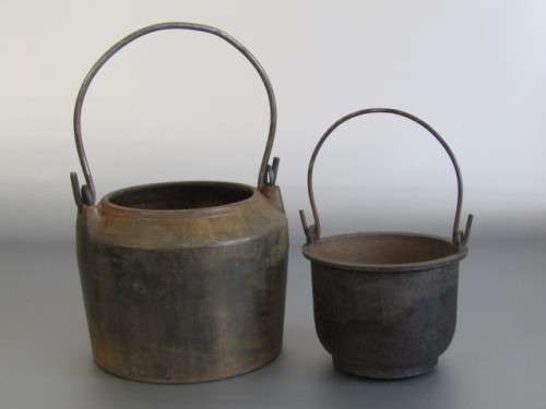 Antique solid Cast Iron Glue / Melting Pot with inner Pot, excellent condition, 16cm diam x 12cm