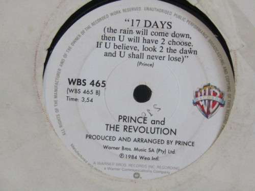 Lot of 3 original vintage Singles records, Elvis, Prince and The Beatles, excellent condition