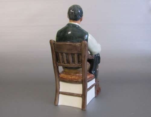 Original vintage 1963 Royal Doulton porcelain figurine "The Bachelor" HN 2319 perfect condition 17cm
