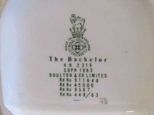 Original vintage 1963 Royal Doulton porcelain figurine "The Bachelor" HN 2319 perfect condition 17cm