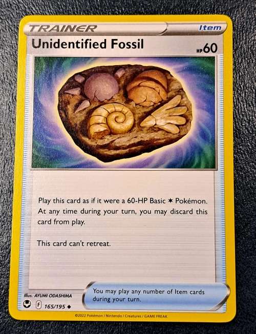 Pokemon Trading Cards - Unidentified Fossil - 165/195 - Uncommon - Silver Tempest (NM)