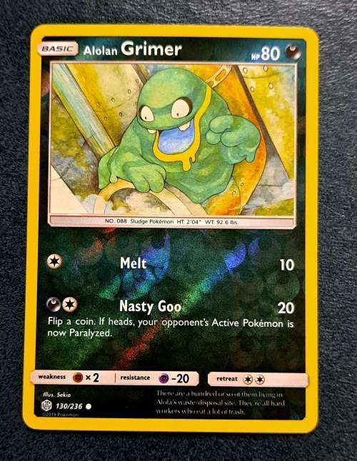 Pokemon Trading Cards - Alolan Grimer - 130/236 - Reverse Holo - Cosmic Eclipse NM