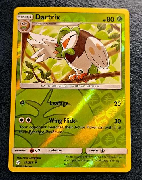 Pokemon Trading Cards - Dartrix - 19/236 - Reverse Holo - Cosmic Eclipse NM