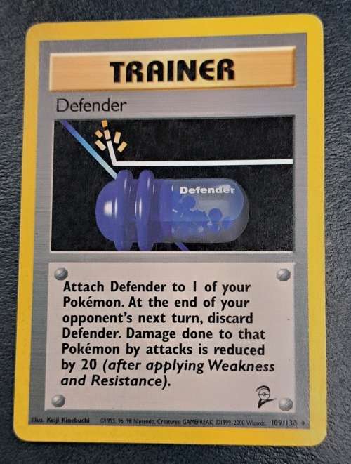 Pokemon Trading Cards - Defender - 109/130 - 2000 Base Set 2 Unl - LP/NM