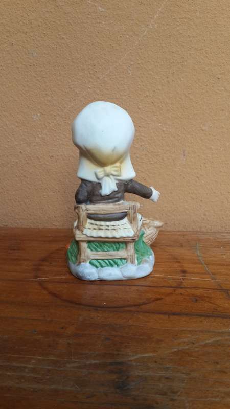 Small Posy Girl Figurine