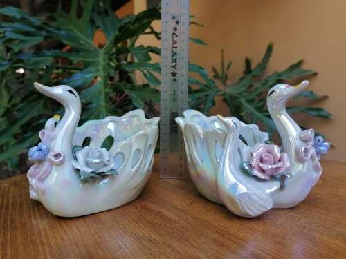 Mother of Pearl glazed Swans