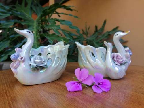 Mother of Pearl glazed Swans