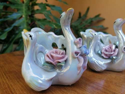Mother of Pearl glazed Swans