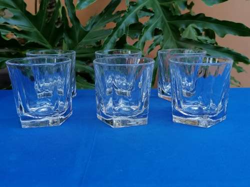6 Libbey Duratuff glasses in wood box