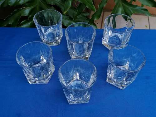 6 Libbey Duratuff glasses in wood box