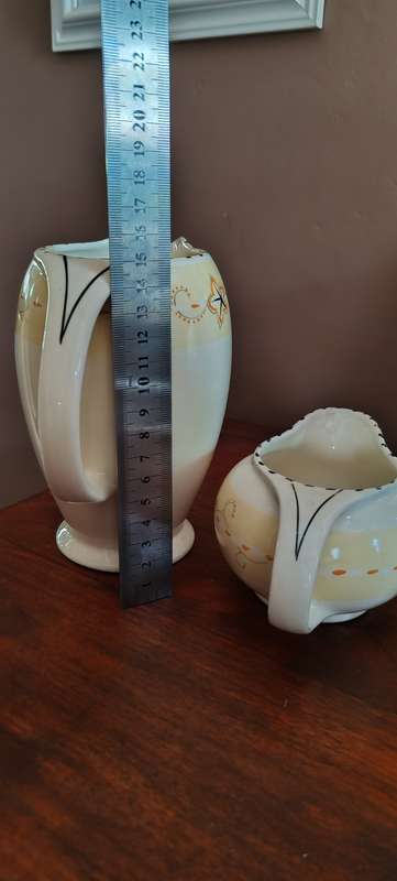 Beautiful Burleigh ware Art Deco Balmoral Pattern Jug and Creamer