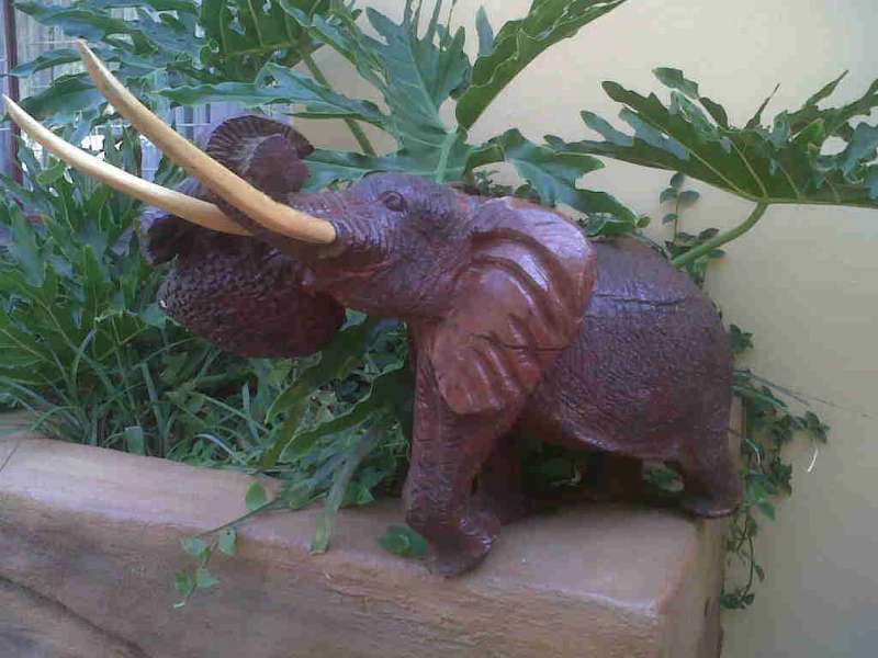 SOLID WOOD HANDCARVED ELEPHANT