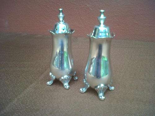 PLATED SALT AND PEPPER SET