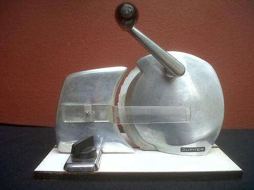 OLD BREAD CUTTER
