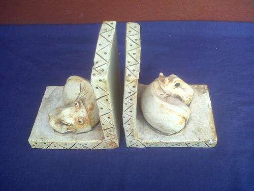 PAIR OF HIPPO BOOKENDS