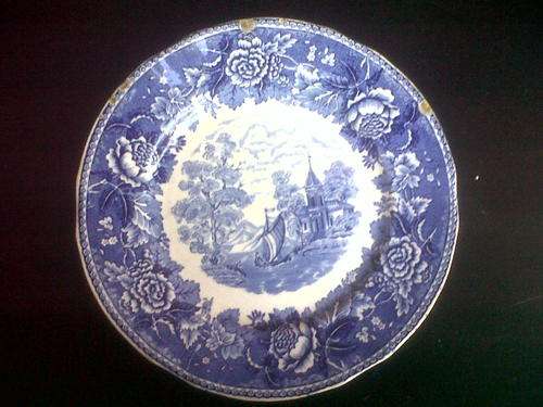 OLD BLUE AND WHITE ARABIA WALL PLATE.(DAMAGED)