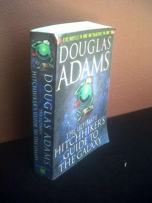 The Ultimate Hitchhikers Guide to The Galaxy By Douglas Adams