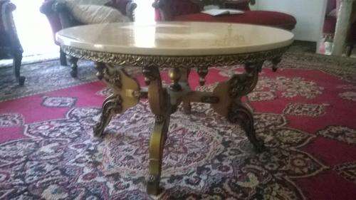 Lovely Vintage Ornate wooden Round Centre coffee table