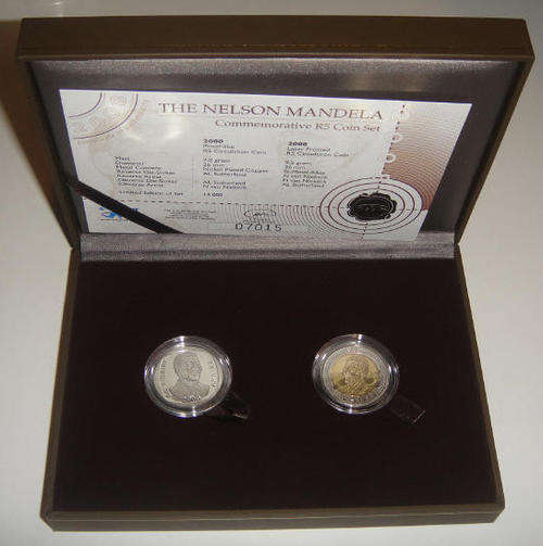 SA Mint: Mandela R5 Set (Proof Like 2000 / Lazer Frosted 2008)