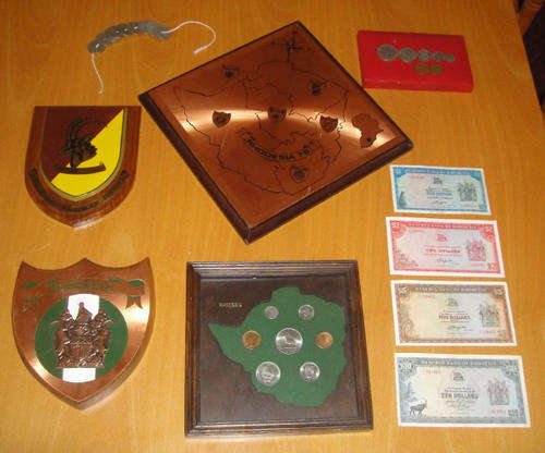 RHODESIANA: Interesting lot of collectables from old RHODESIA (Coins, Banknotes etc.)